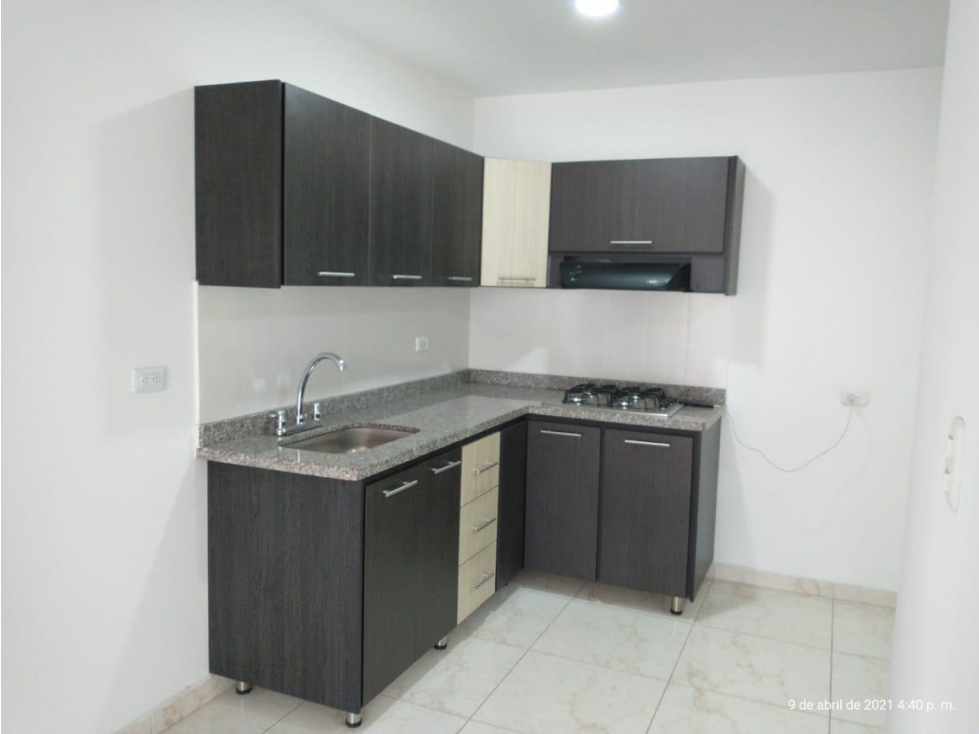SE VENDE APARTAMENTO EN EDIFICIO MARTINEKO — foto 2