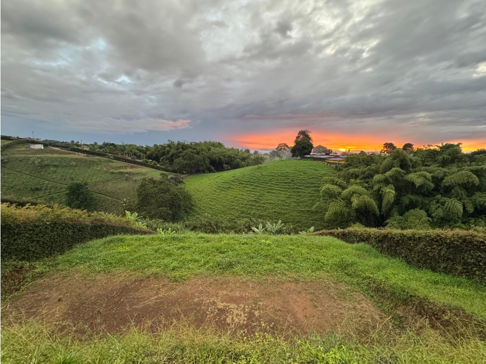SE VENDE LOTE CAMPESTRE EN MORELIA