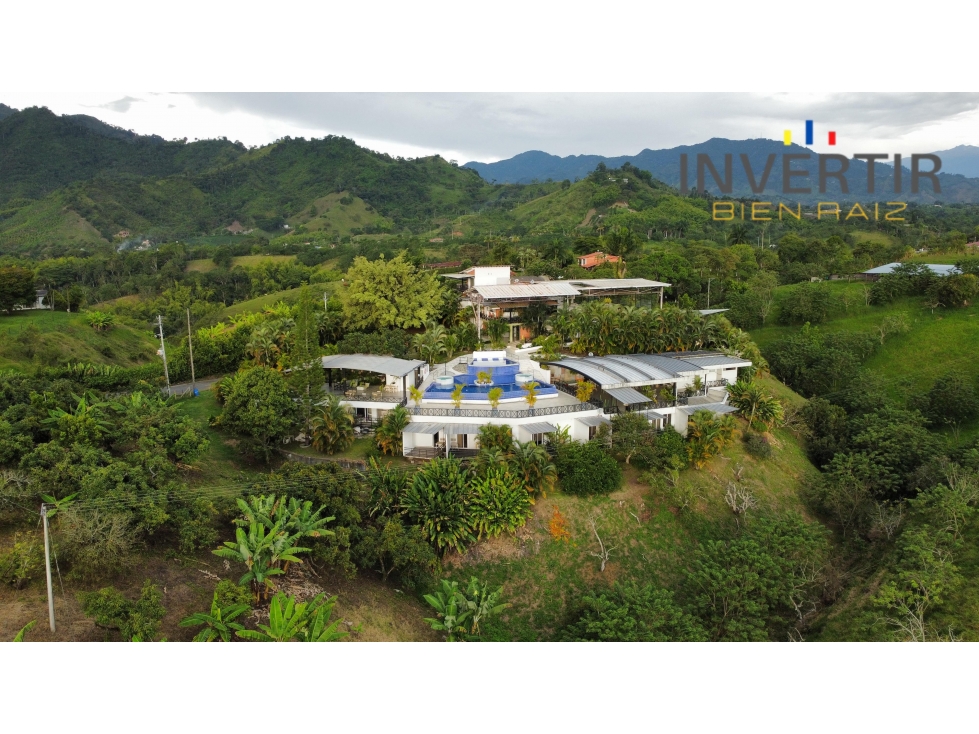 SE VENDE HOTEL EN COMBIA - 3
