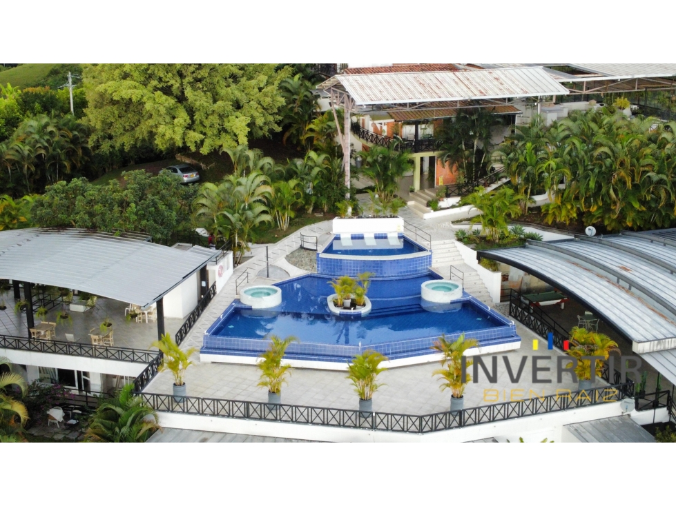 SE VENDE HOTEL EN COMBIA - 2