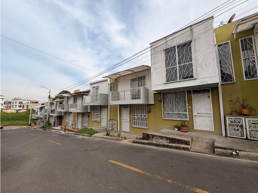 SE VENDE CASA EN MONTEBONITO