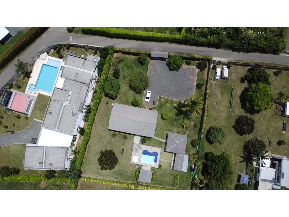 SE VENDE CASA CAMPESTRE EN COMBIA - 3