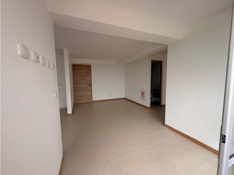 SE VENDE APARTAMENTO EN MONTEVEDRA PISO 3 — foto 3