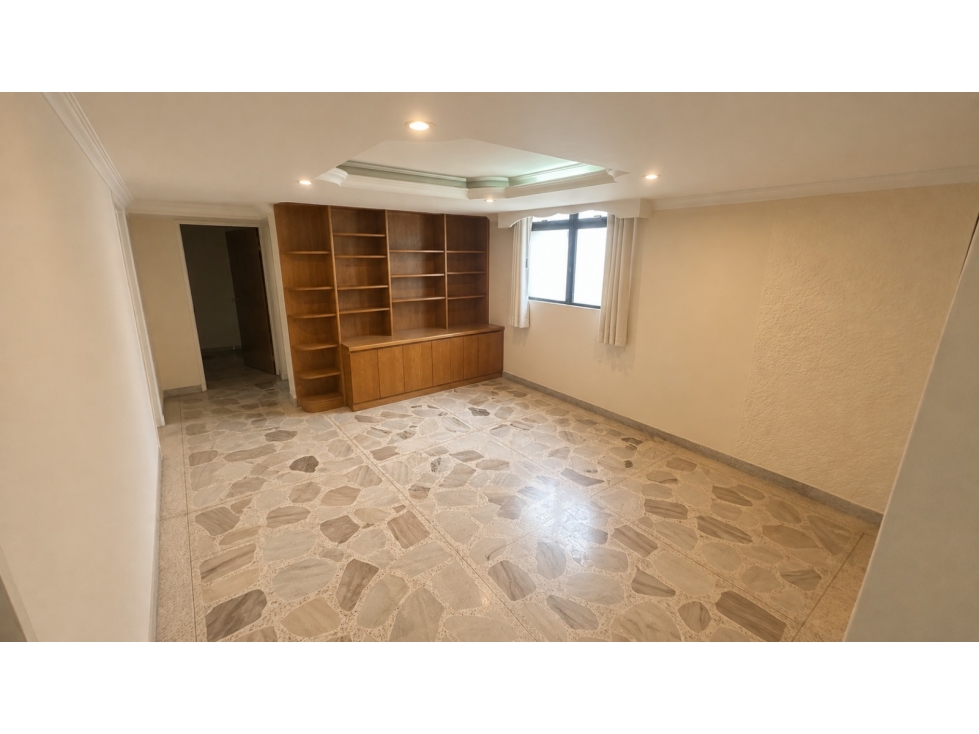 vendo apartamento en medellin, sector el estadio — foto 3