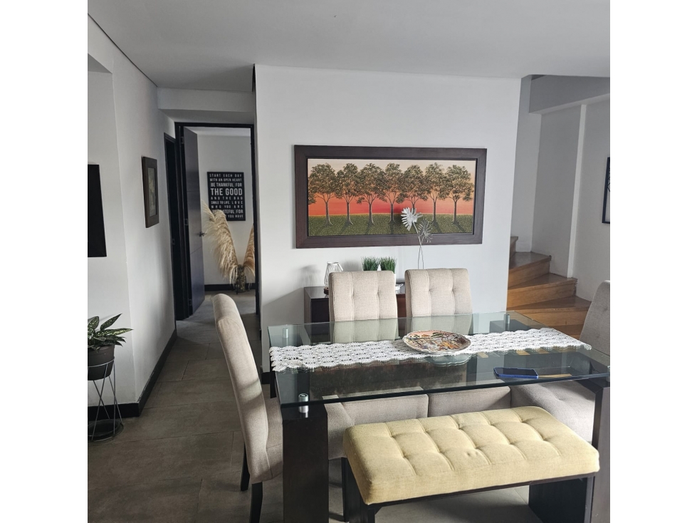 APARTAMENTO PENHOUSE DUPLEX PATIO BONITO, POBLADO.