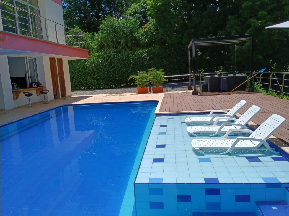 VENDO FINCA VIA SAN JERÓNIMO A SANTA FE DE ANTIOQUIA. — foto 2