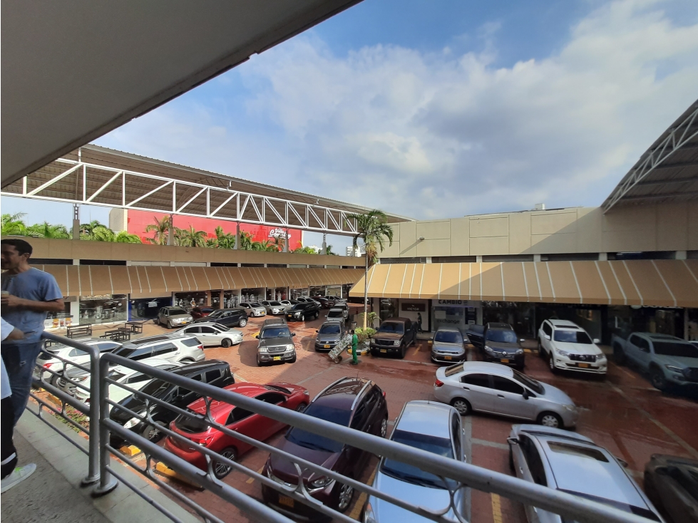 VENTA LOCAL COMERCIAL COUNTRY PLAZA BARRANQUILLA COD7 - 2