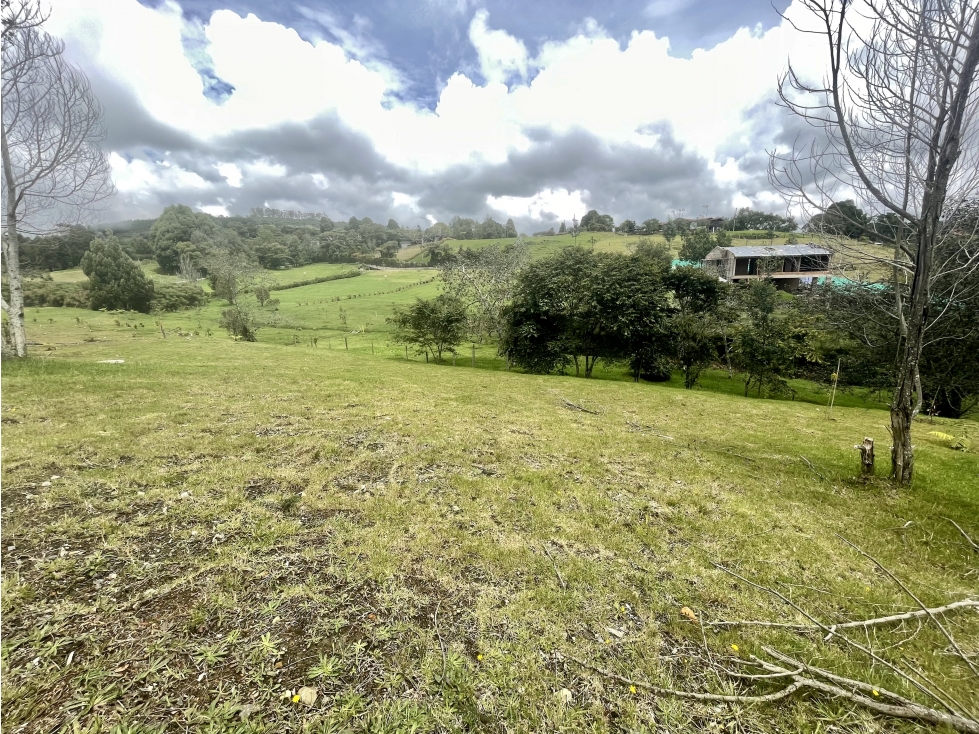 Venta lote en Parcelación Alto de Palmas / sector la Acuarela