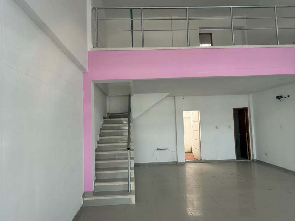 LOCAL DE ENCANTO EN EL CENTRO DE MONTERIA-PRECIO Y UBICACIÓN PERFECTAS — foto 4