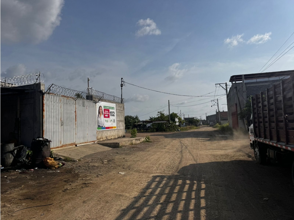 LOTE INDUSTRIAL EN VENTA EN ORIENTE DE MONTERIA — foto 2