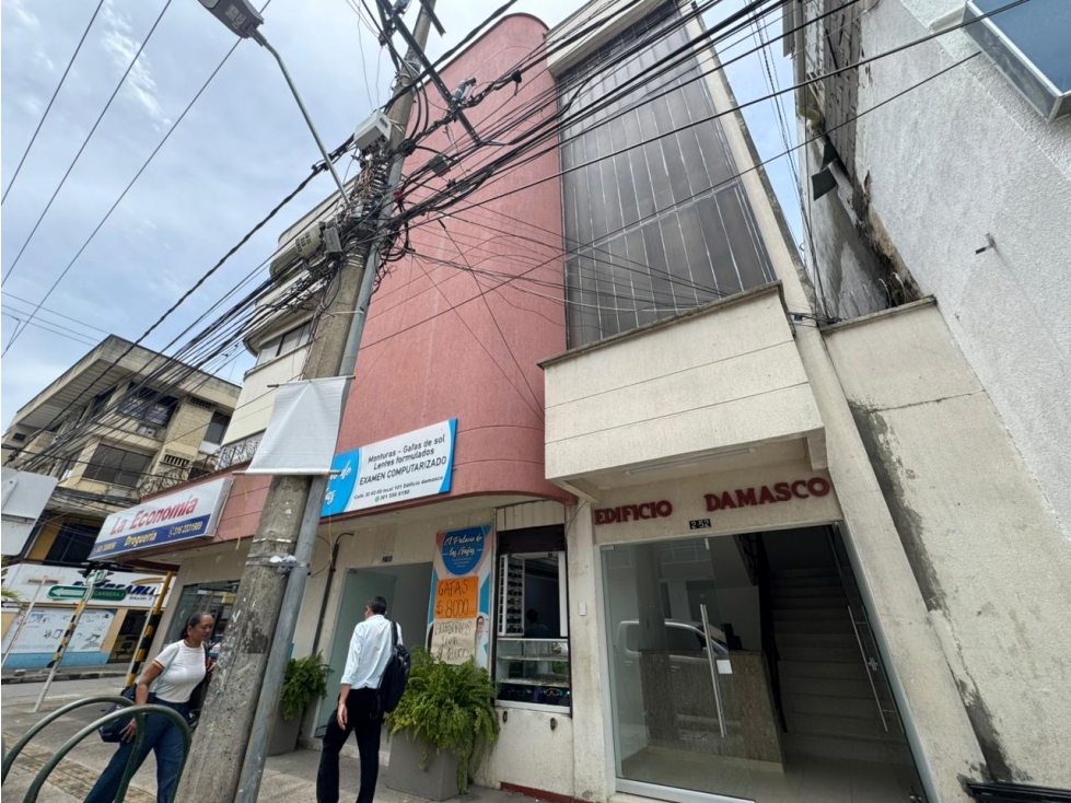 APARTAMENTO EN ARRIENDO EN EL CENTRO PISO 4