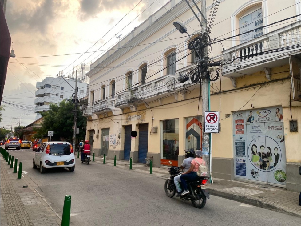 LOCAL COMERCIAL EN ARRIENDO EN EL CENTRO- MONTERÍA