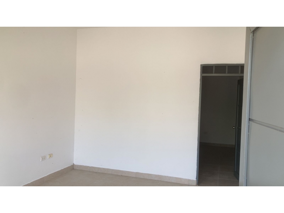 BODEGA EN ARRIENDO DE 245M2 EN CENTRO LOGISTICO - MONTERIA - 5