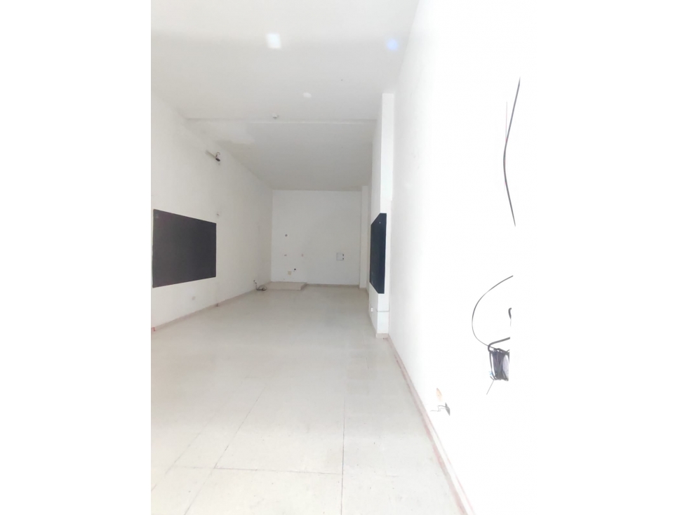 LOCAL EN VENTA EN CENTRO DE NEGOCIOS - MONTERIA - 5