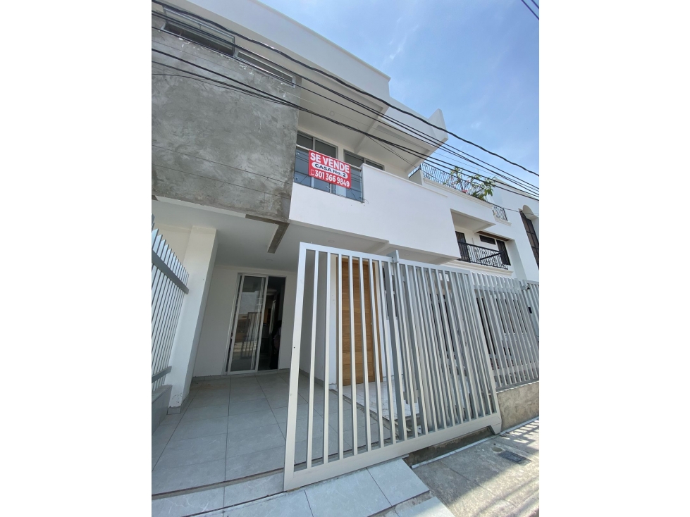 EN VENTA CASA EN EL PORTAL DE ALMERIA