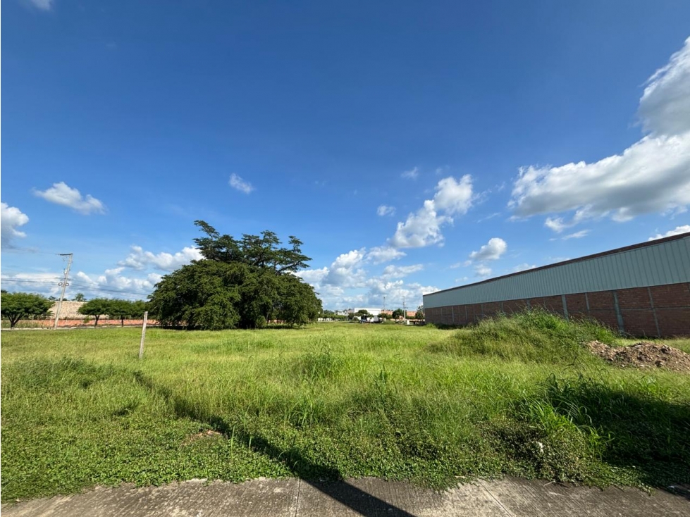 INVIERTE EN PROPIEDADES DE ALTA PROYECCION, LOTE EN CENTRO INDUSTRIAL.