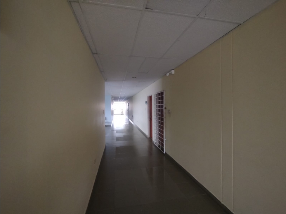 OFICINA EN ARRIENDO - VENTA EN EDIFICIO LOS EJECUTIVOS - MONTERIA - 3