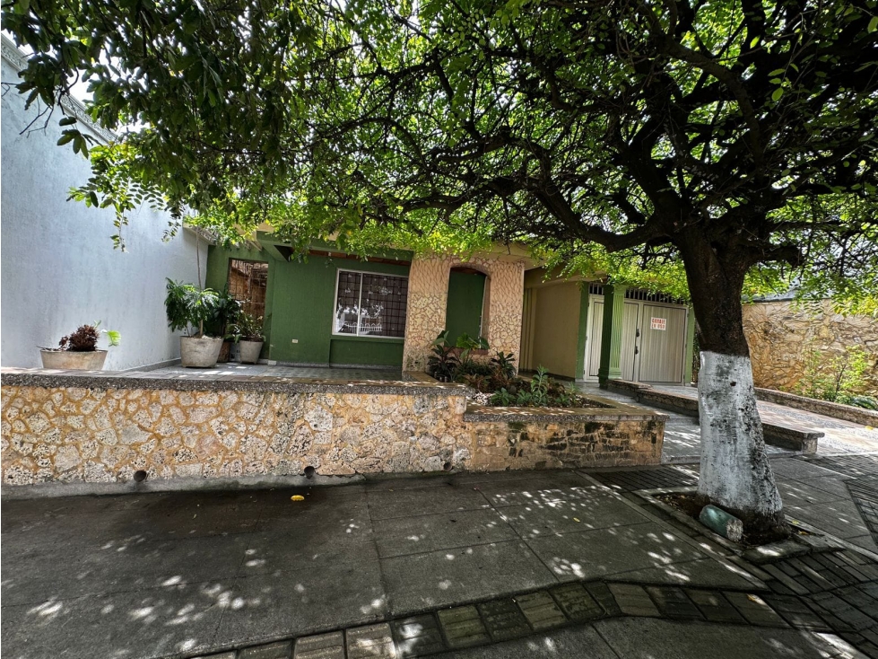 CASA EN VENTA EN EL CENTRO - MONTERIA