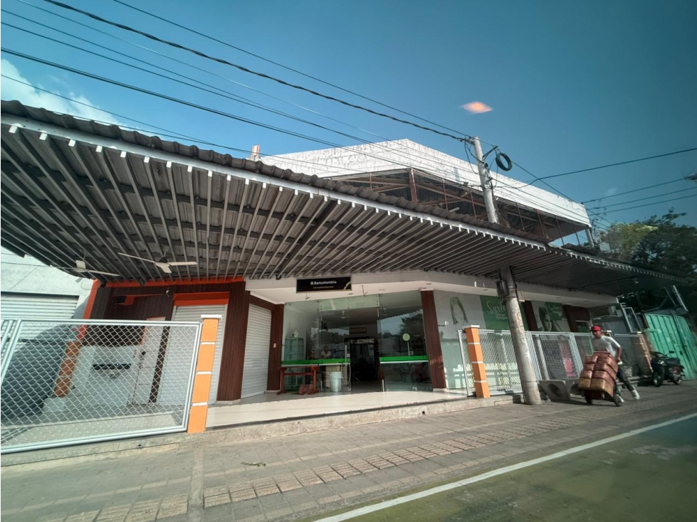 LOCAL CON TRES CUARTOS FRIOS EN VENTA EN ZONA COMERCIAL - MONTERIA