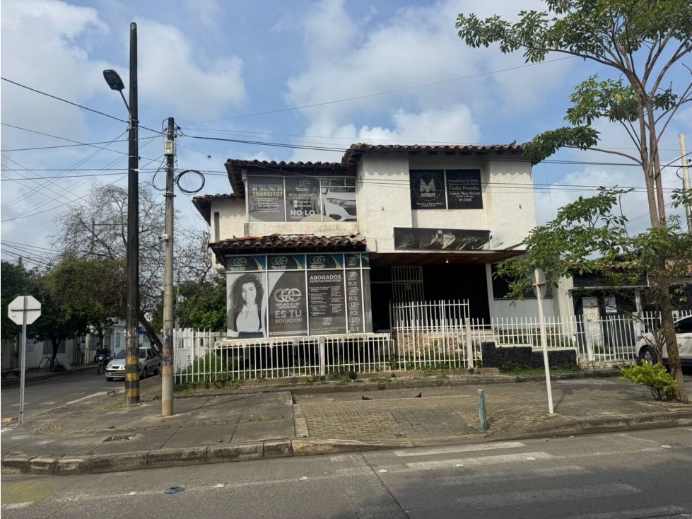 CASA EN VENTA Y ARRIENDO EN EL CENTRO DE MONTERIA