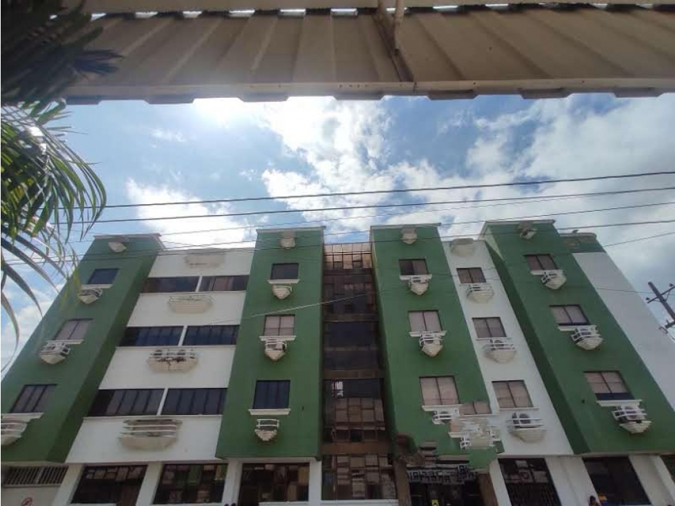 EDIFICIO PARA ARRIENDO EN EL CENTRO DE MONTERÍA - 1