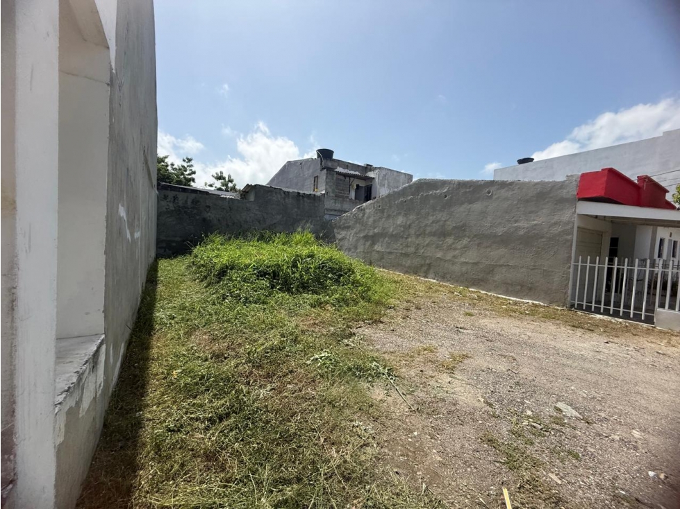LOTE MEDIANERO EN VENTA EN ROSENDO GARCES - MONTERIA