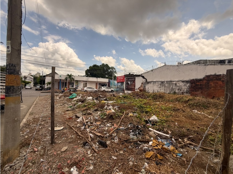 LOTE ESQUINERO COMERCIAL EN VENTA EN EL CENTRO - MONTERIA