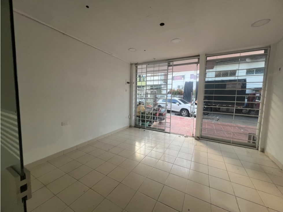 LOCAL DE OPORTUNIDAD EN EL CENTRO DE MONTERIA — foto 3