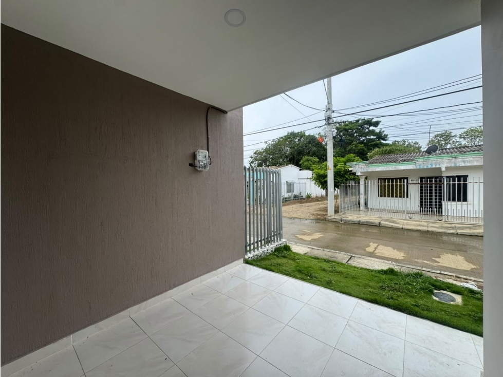 CASA EN VENTA EN CERETE PARA ESTRENAR