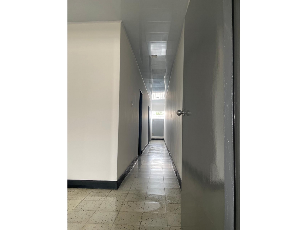 APARTAMENTO BIFAMILIAR EN VENTA EN EL CENTRO DE MONTERIA — foto 3