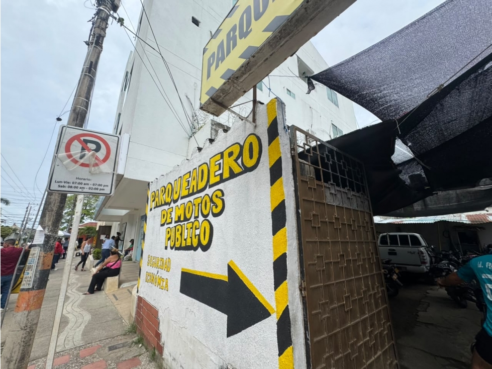 CASA LOTE EN VENTA EN EL CENTRO DE MONTERIA- ZONA SECTOR SALUD - 2