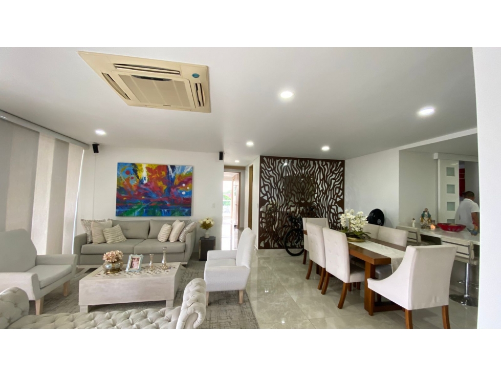 APARTAMENTO RECIEN REMODELADO EN LA CASTELLANA EN VENTA - MONTERIA