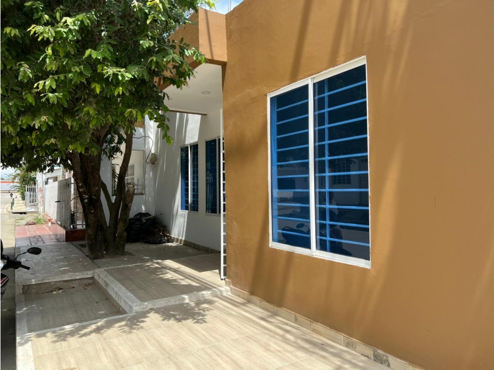 GRAN OPORTUNIDAD DE NEGOCIO-CASA ESQUINERA CON PLACA PARA SEGUNDO PISO