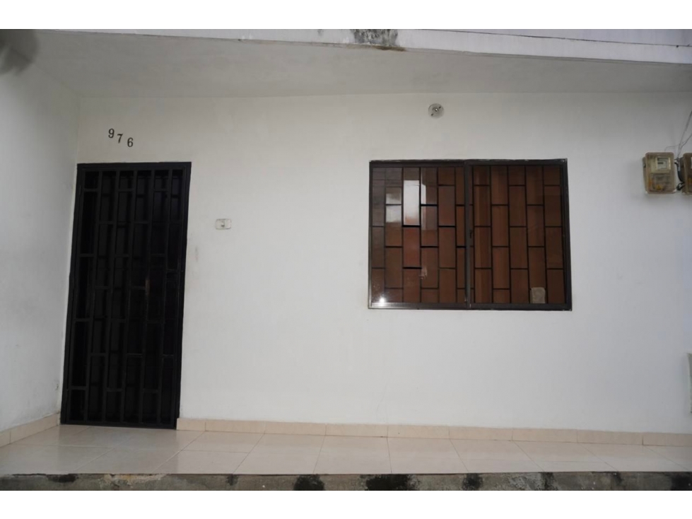 CASA EN EL CENTRO EN VENTA SOBRE VIA PRINCIPAL - MONTERIA