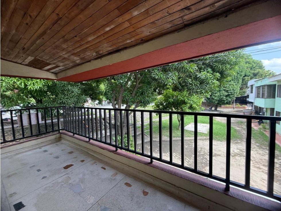CASA PARA REMODELAR DE OPORTUNIDAD EN VENTA - MARGEN IZQUIERDA — foto 4