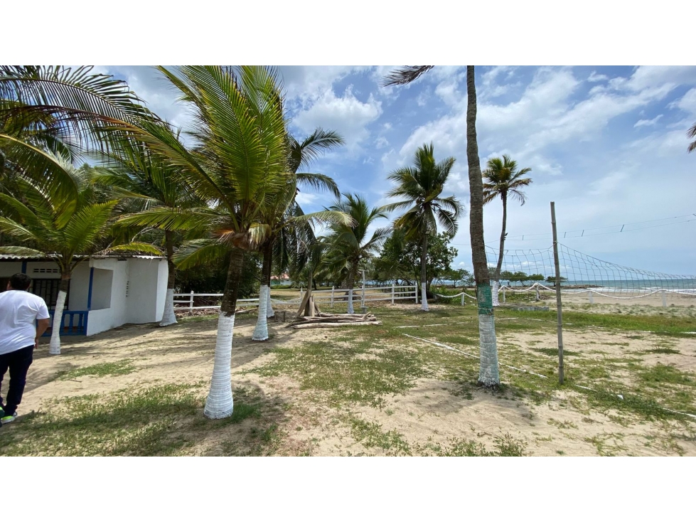 TERRENO EN VENTA FRENTE AL MAR EN TOLU - 2