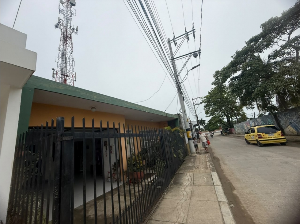 CASA EN LA ENTRADA DE VILLA CARIBE EN VENTA - MONTERIA