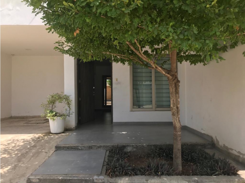 EN VENTA CASA GRANDE EN SAHAGUN - 3