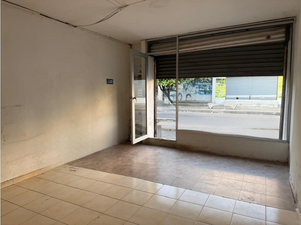 LOCAL MEDIANERO EN ARRIENDO EN ZONA COMERCIAL EN EL CENTRO - MONTERIA — foto 5