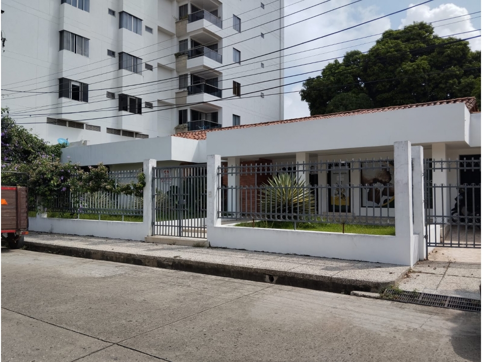 CASA EN ARRIENDO / VENTA EN EL BARRIO EL RECREO - MONTERIA