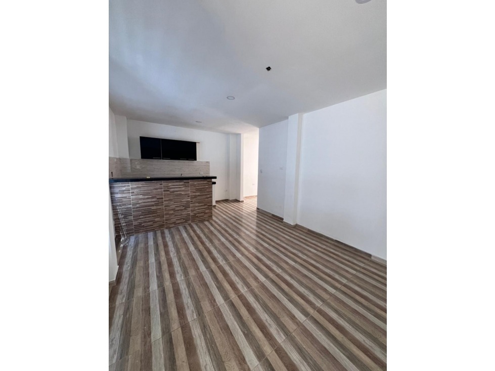 GRAN OPORTUNIDAD DE NEGOCIO-CASA ESQUINERA CON PLACA PARA SEGUNDO PISO — foto 6