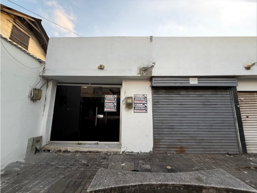 LOCAL EN ARRIENDO EN ZONA COMERCIAL CON VITRINISMO - MONTERIA — foto 3