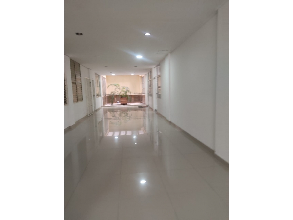 VENDO OFICINA CENTRO - MONTERIA - 1
