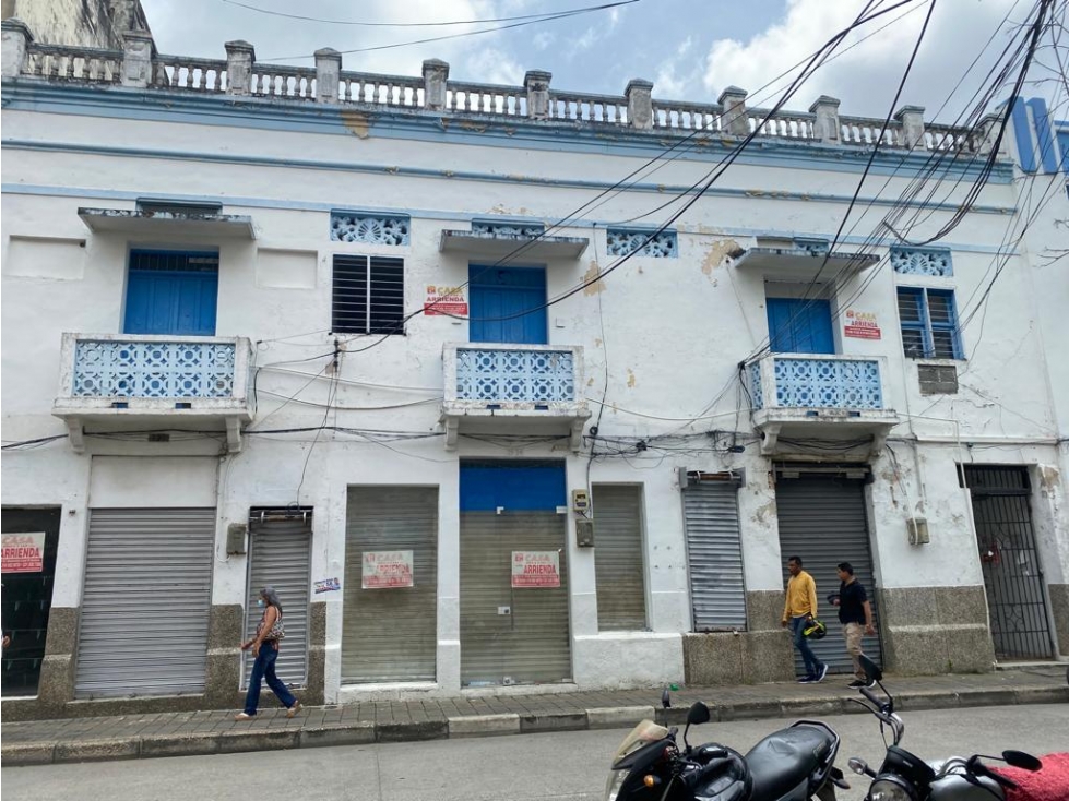 EDIFICIO EN ARRIENDO EN EL CENTRO DE MONTERÍA - 2