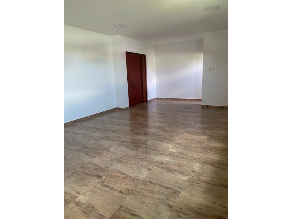 OFICINA DE NEGOCIOS EN ARRIENDO EN MONTERIA - 3