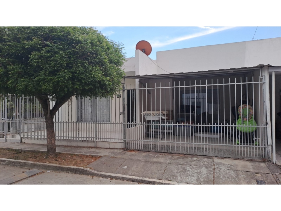 CASA EN VENTA, UBICADA MARGEN IZQUIERDA DE LA CUIDAD MONTERÍA — foto 2