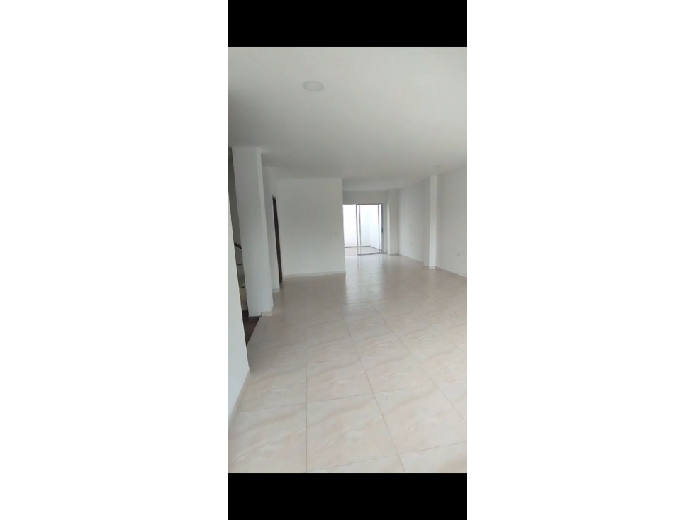 CASA EN VENTA BRR VILLA NOVA DETRAS DE LA TERMINAL — foto 2