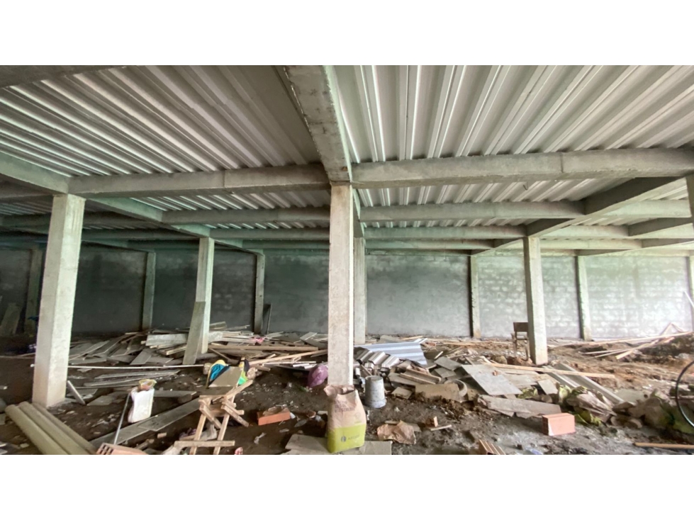 LOCAL EN CONSTRUCCION EN ARRIENDO EN CERETE - 3