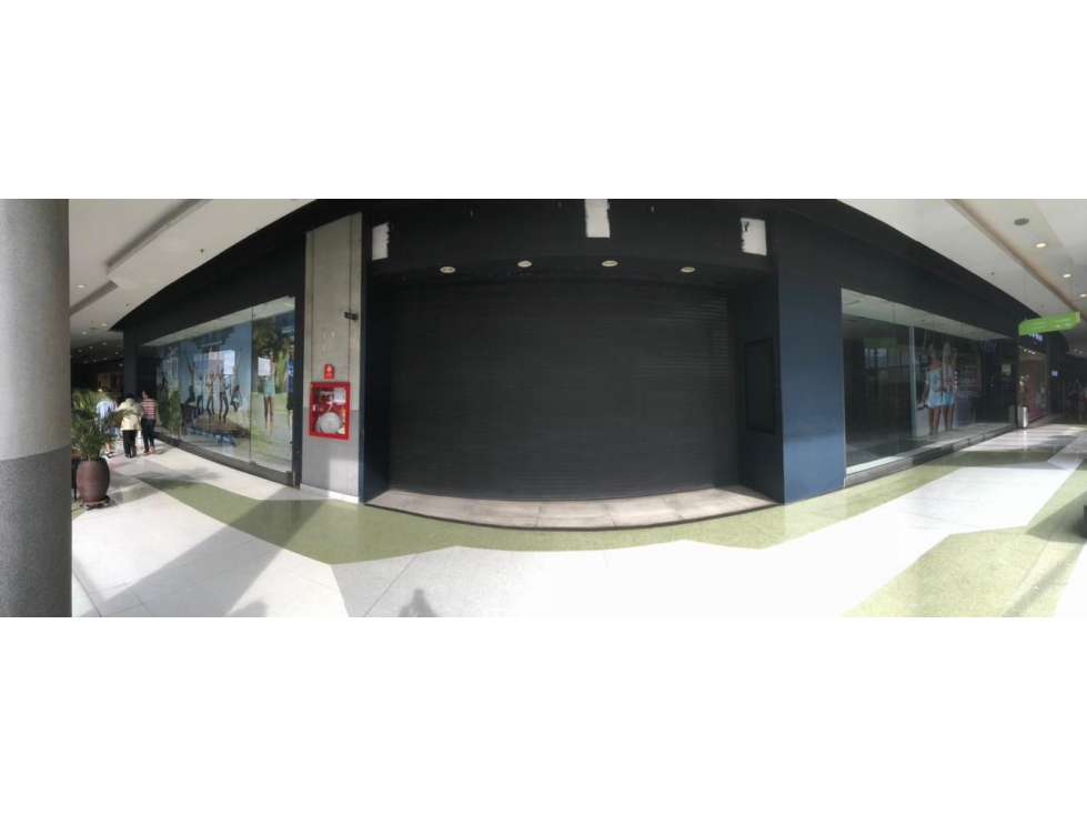GRAN OPORTUNIDAD EN VENTA DE LOCAL EN CENTRO COMERCIAL MAYORCA - 3
