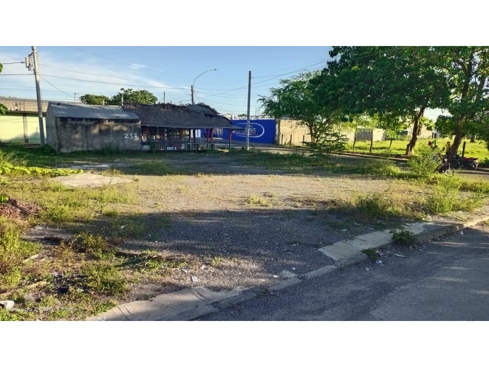 SE VENDE EXCELENTE LOTE/TERRENO EN MONTELIBANO-CORDOBA - 2